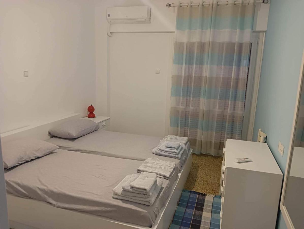 Apartment With Sea View Oropos Exterior foto